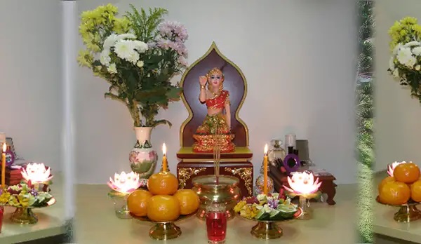 Cách thờ cúng Dì Ngoắc rất đơn giản, có gì cũng lấy