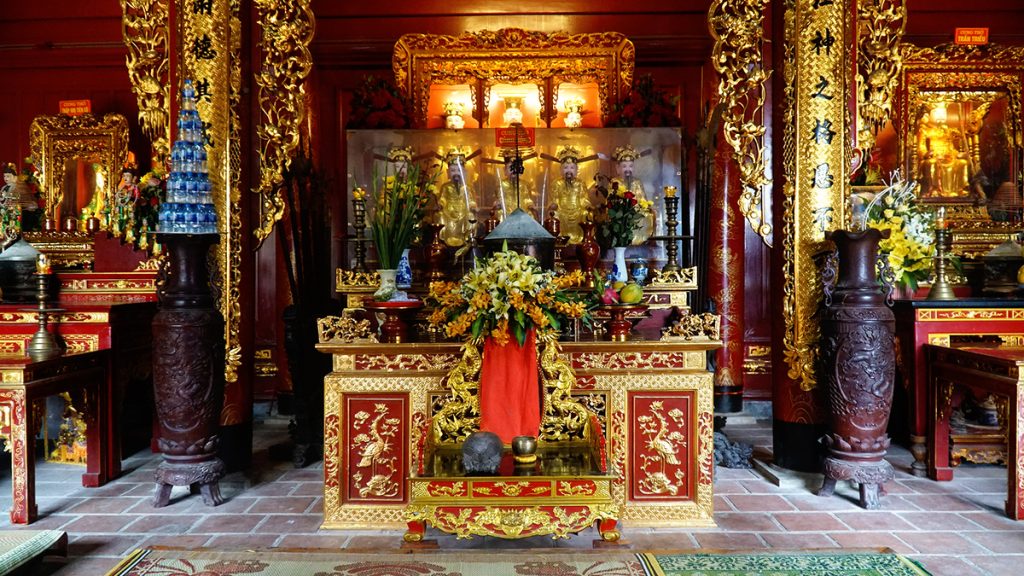 Cách thờ cúng Miếu, Đền, Đình, Chùa chuẩn mà bạn nên biết