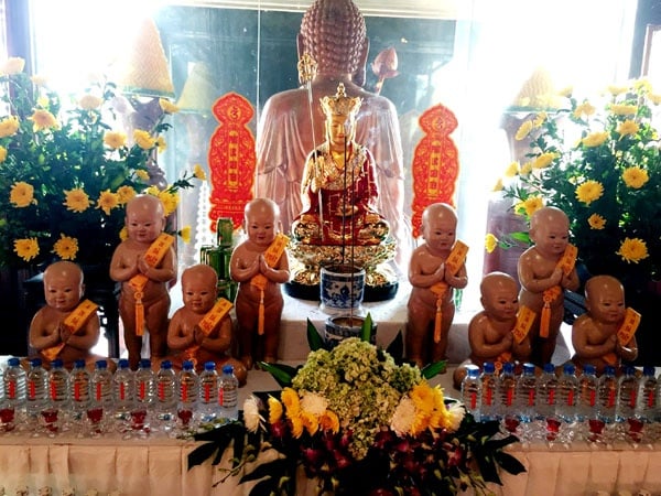 Cách thờ cúng khi phá thai để tránh mang Nghiệp Nặng vào mình