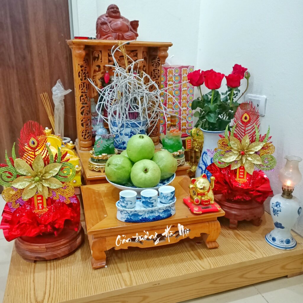 Phong tục thờ oản thần tài